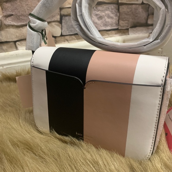 RARE🔥Authentic Kate Spade Italian leather flap Crosby🌹 - Picture 7 of 16